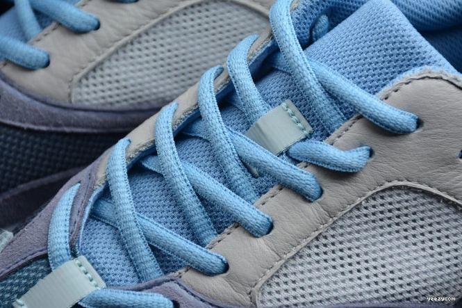 Adidas FW2498 700 Boost Yeezy Carbon Blue 0819